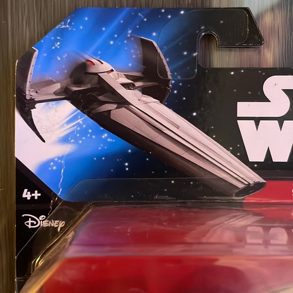 Sith Infiltrator - Picture 2 of 12